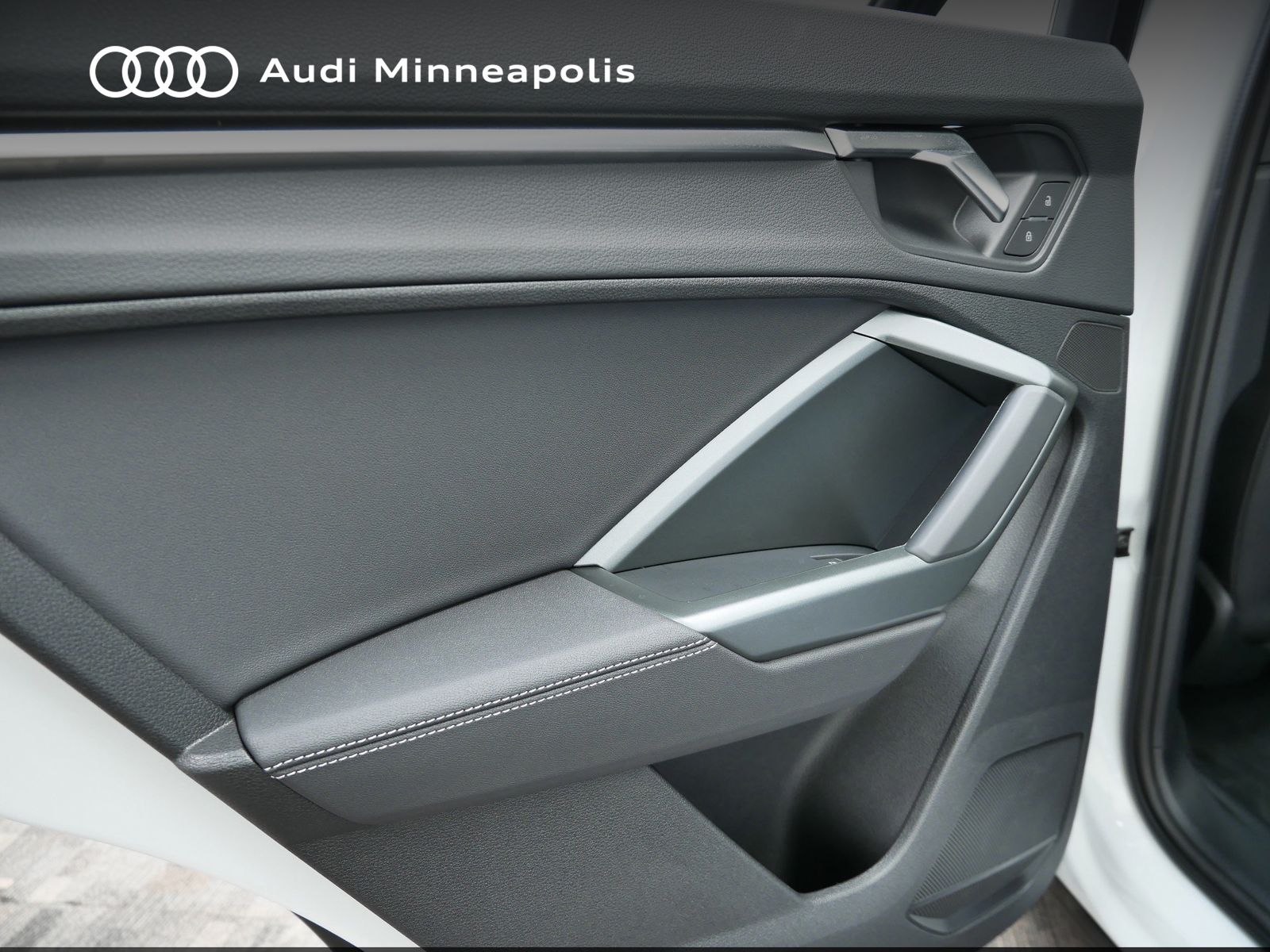 Thumbnail: 2025 Audi Q3 - 17