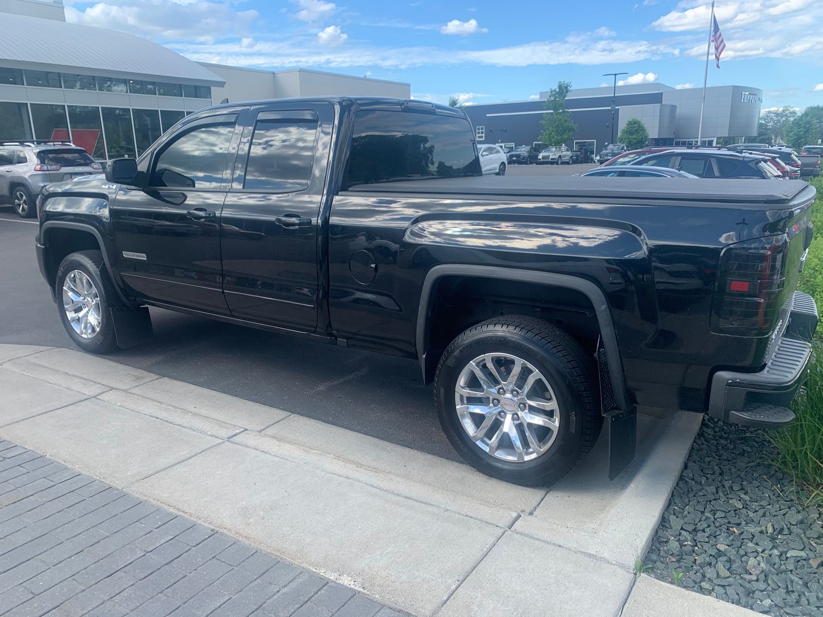 Thumbnail: 2017 GMC Sierra 1500 - 4