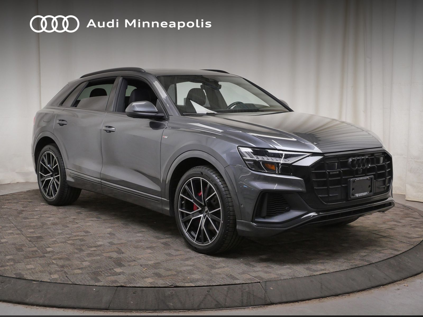 Thumbnail: 2023 Audi Q8 - 11