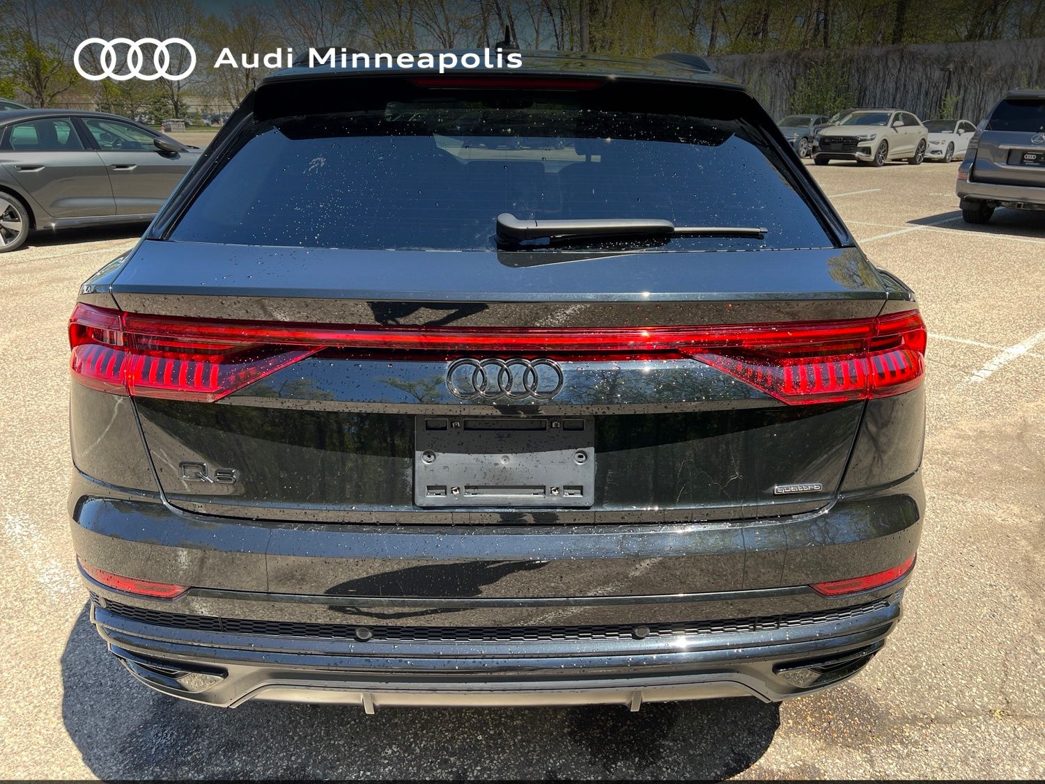 Thumbnail: 2023 Audi Q8 - 9
