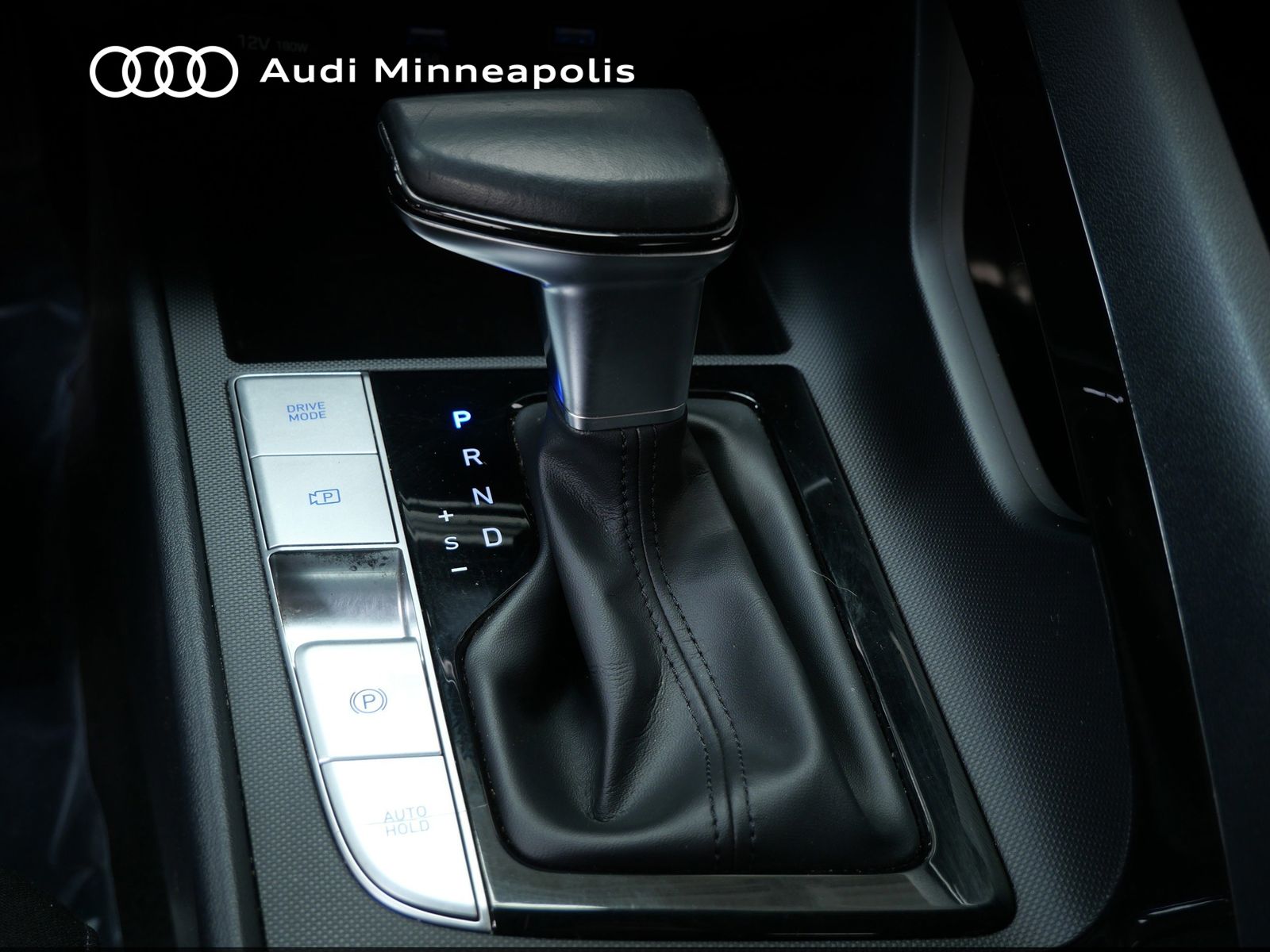 Thumbnail: 2022 Hyundai Elantra - 23