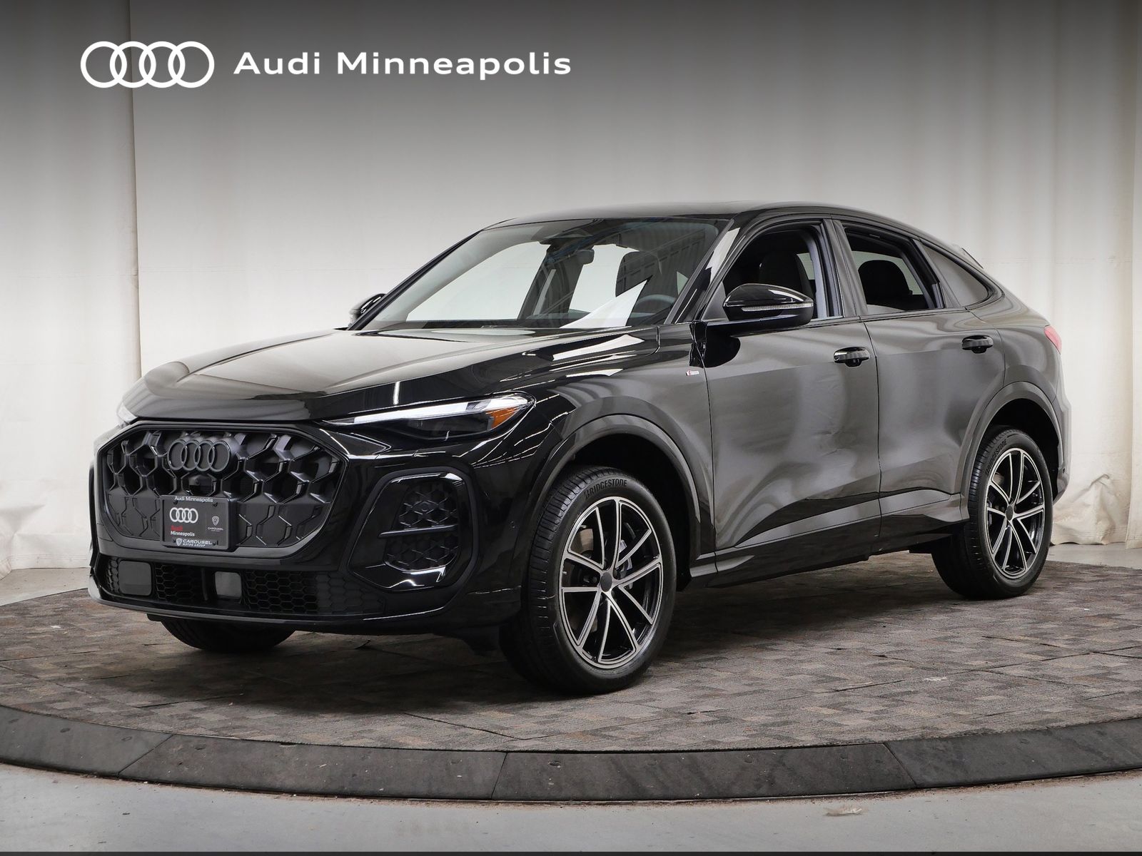 Thumbnail: 2026 Audi Q5 - 1