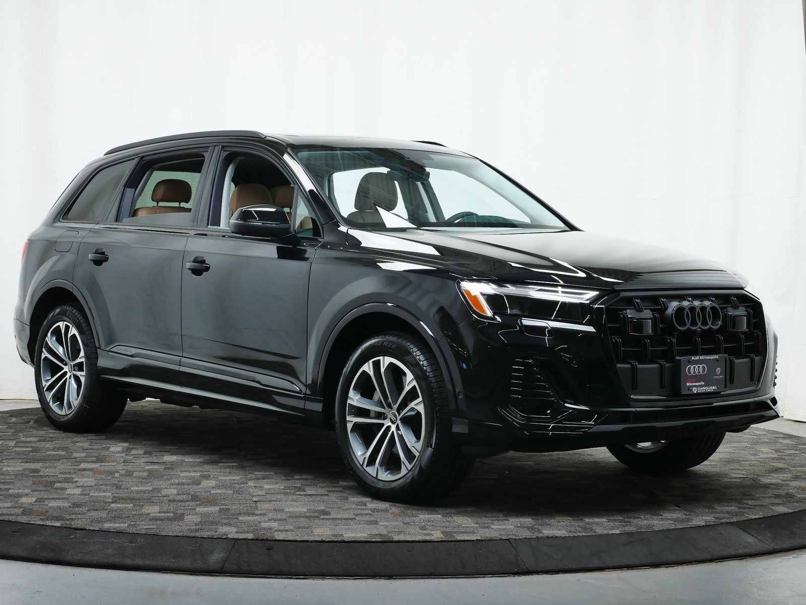 Thumbnail: 2025 Audi Q7 - 8