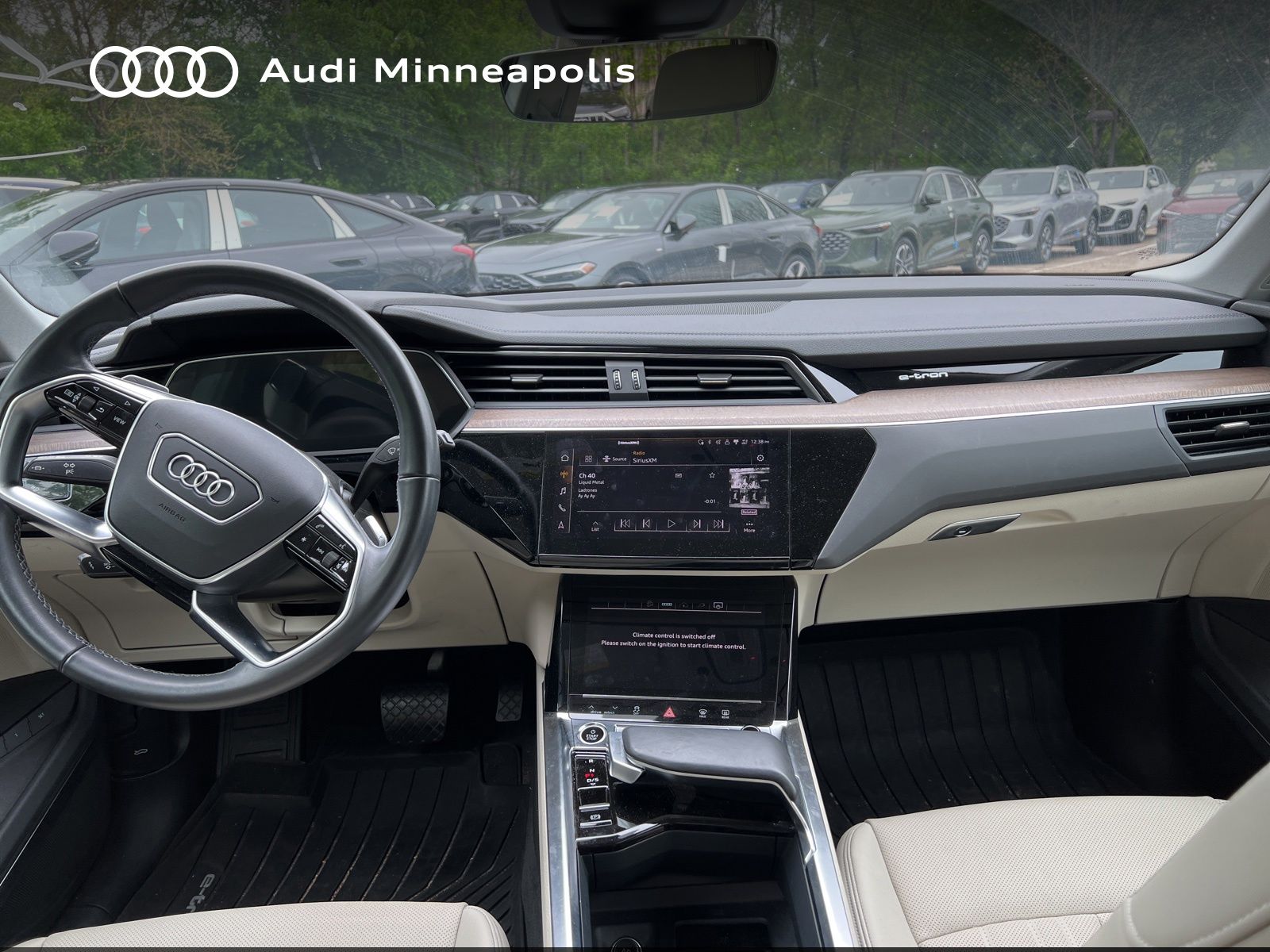 Thumbnail: 2024 Audi Q8 e-tron - 15
