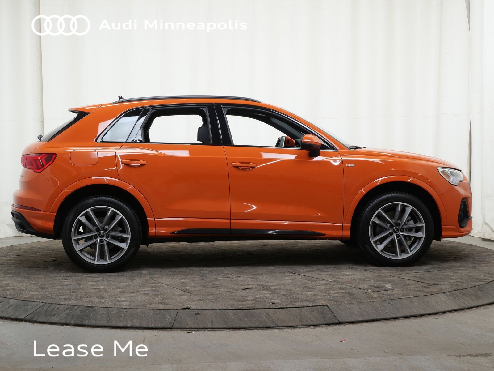 Thumbnail: 2025 Audi Q3 - 9