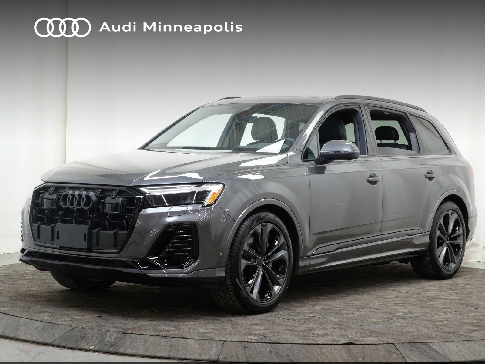 Thumbnail: 2026 Audi Q7 - 1
