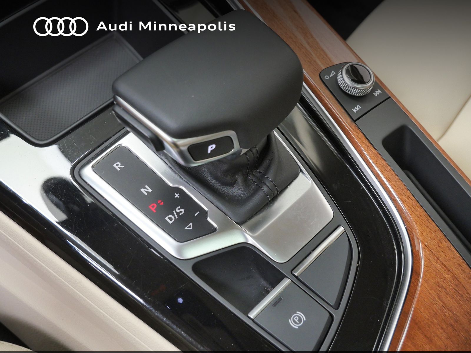 Thumbnail: 2023 Audi A4 - 31