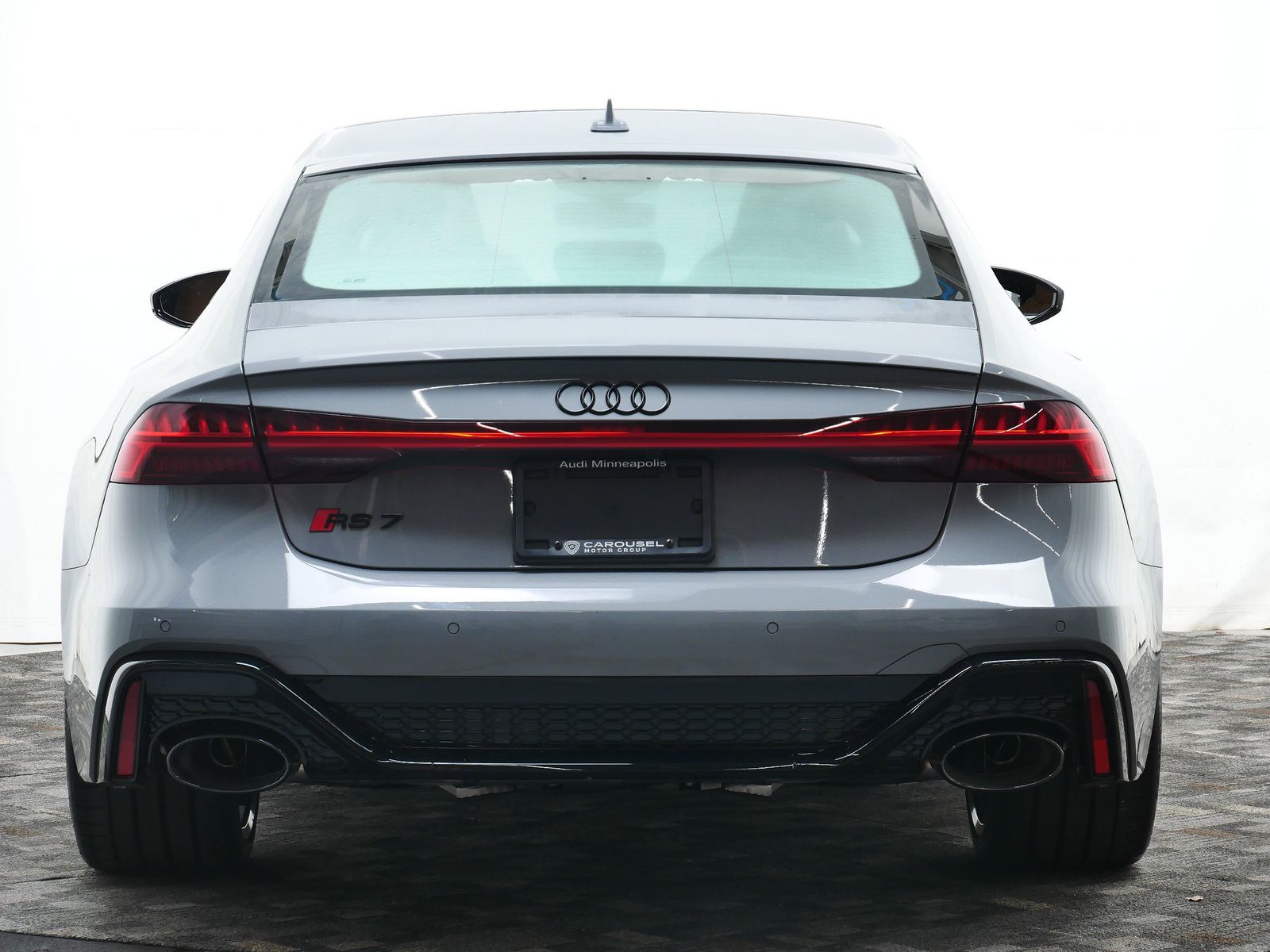 Thumbnail: 2026 Audi RS 7 - 6