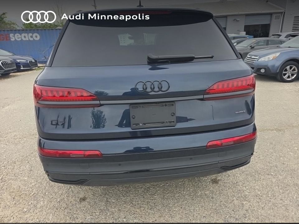 Thumbnail: 2023 Audi Q7 - 14