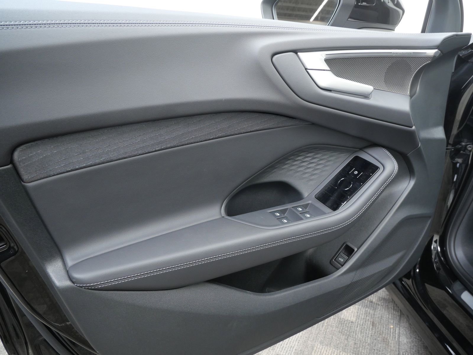 Thumbnail: 2025 Audi A5 - 10