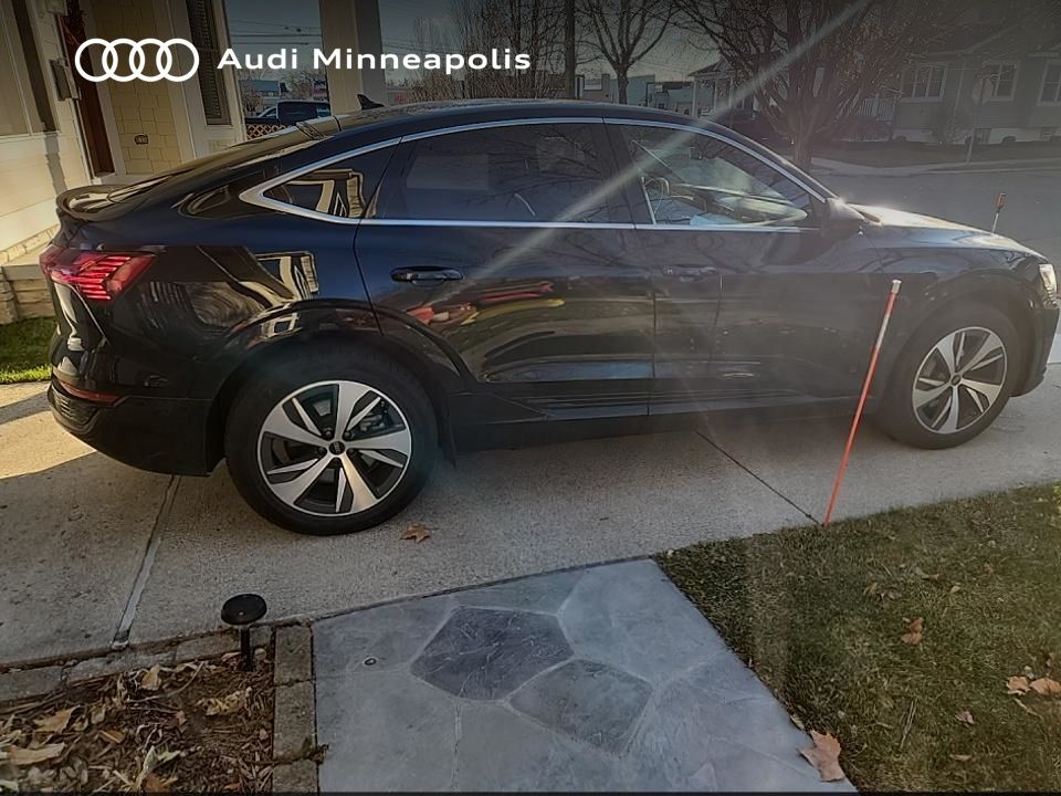 Thumbnail: 2024 Audi Q8 e-tron - 13