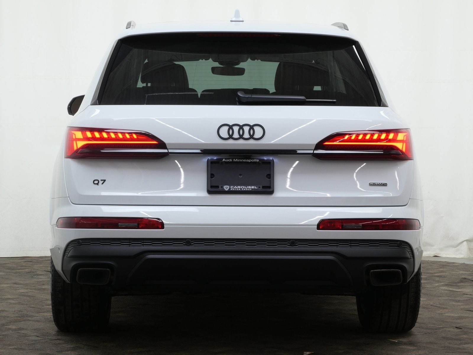 Thumbnail: 2026 Audi Q7 - 5