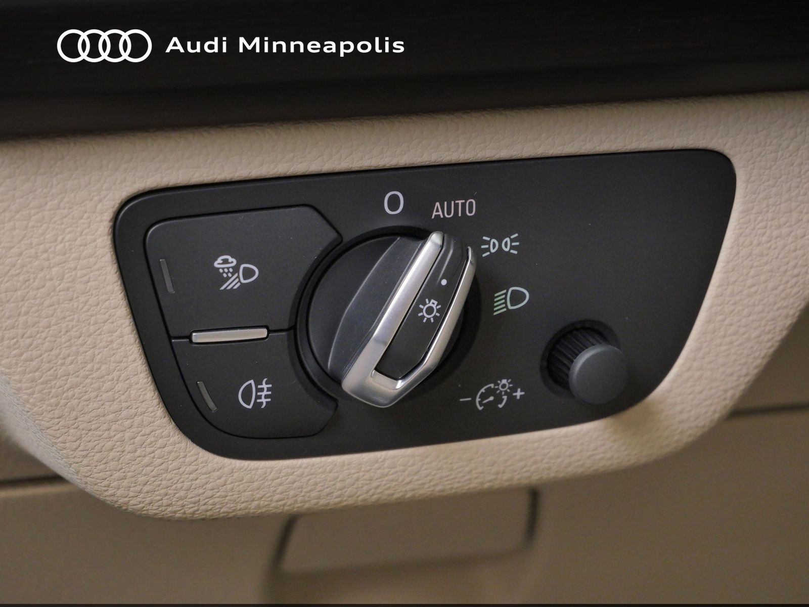 Thumbnail: 2023 Audi Q5 - 21