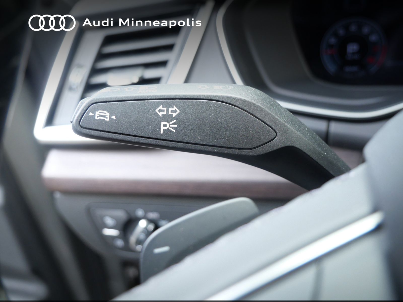 Thumbnail: 2023 Audi Q5 - 27