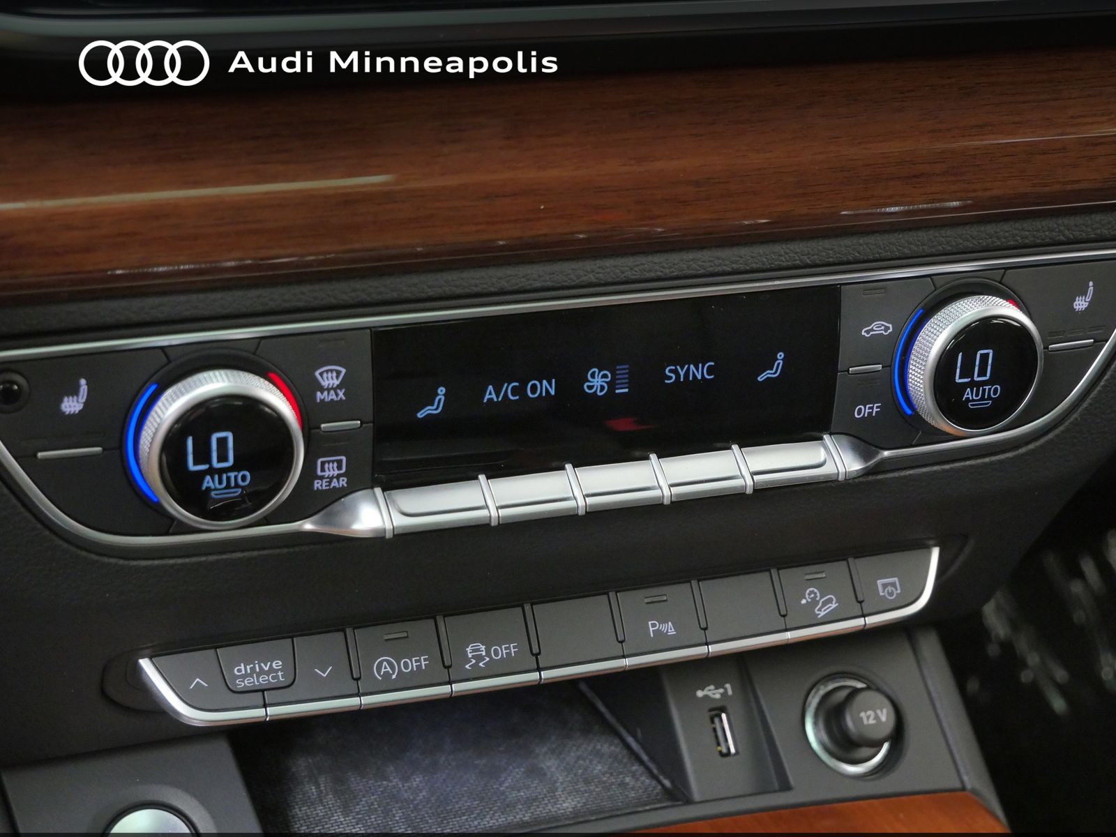 Thumbnail: 2023 Audi Q5 - 28