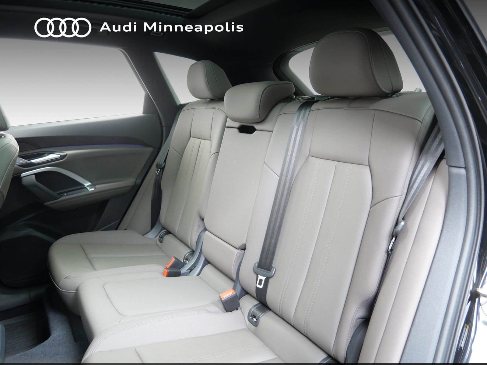Thumbnail: 2025 Audi Q5 - 14