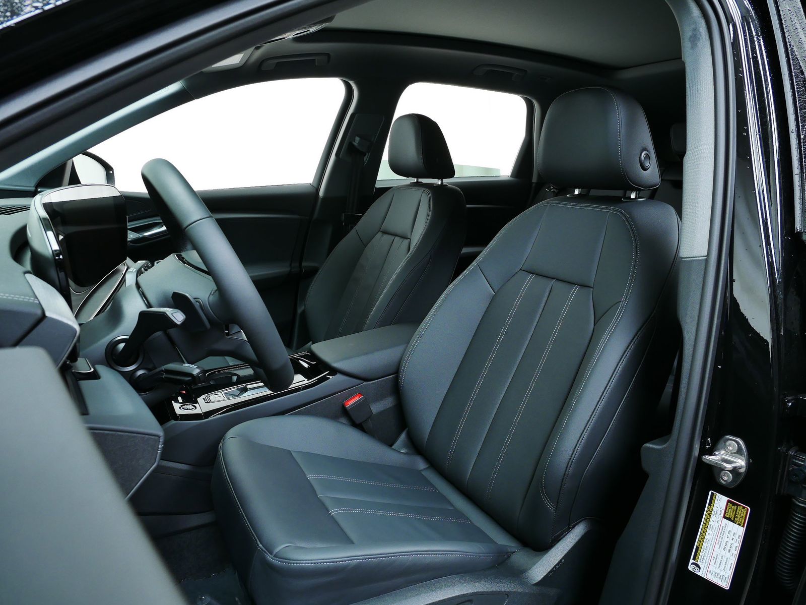 2025 Audi Q6 E-tron Premium photo 3