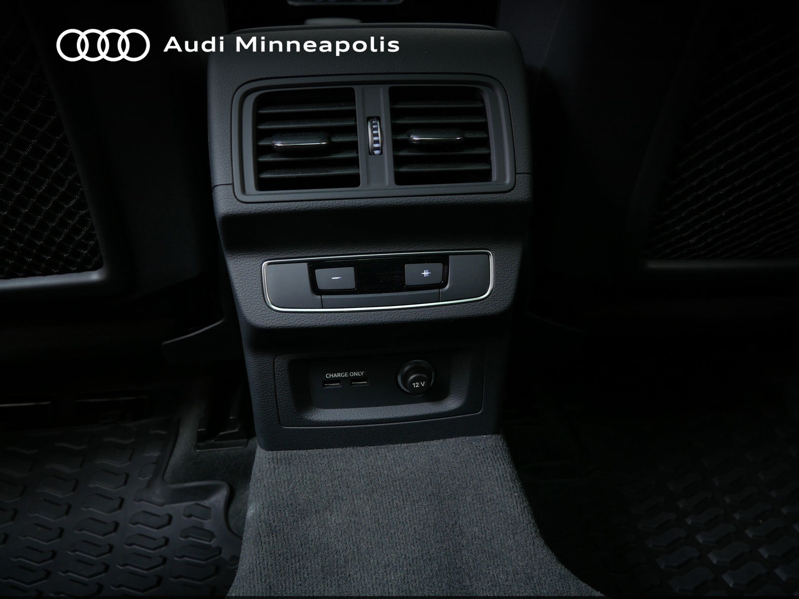 Thumbnail: 2023 Audi Q5 - 16