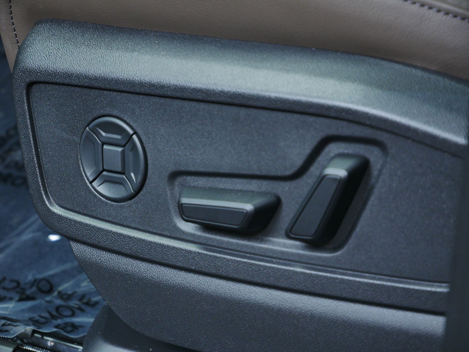 Thumbnail: 2025 Audi Q5 - 11