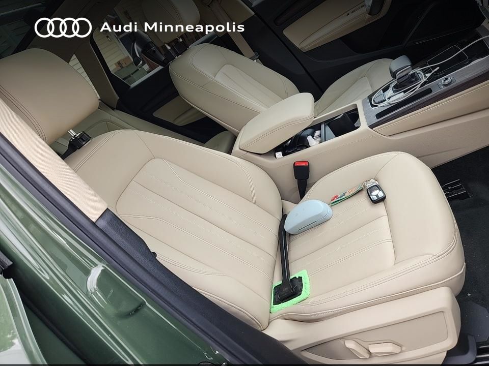 Thumbnail: 2023 Audi Q5 - 14