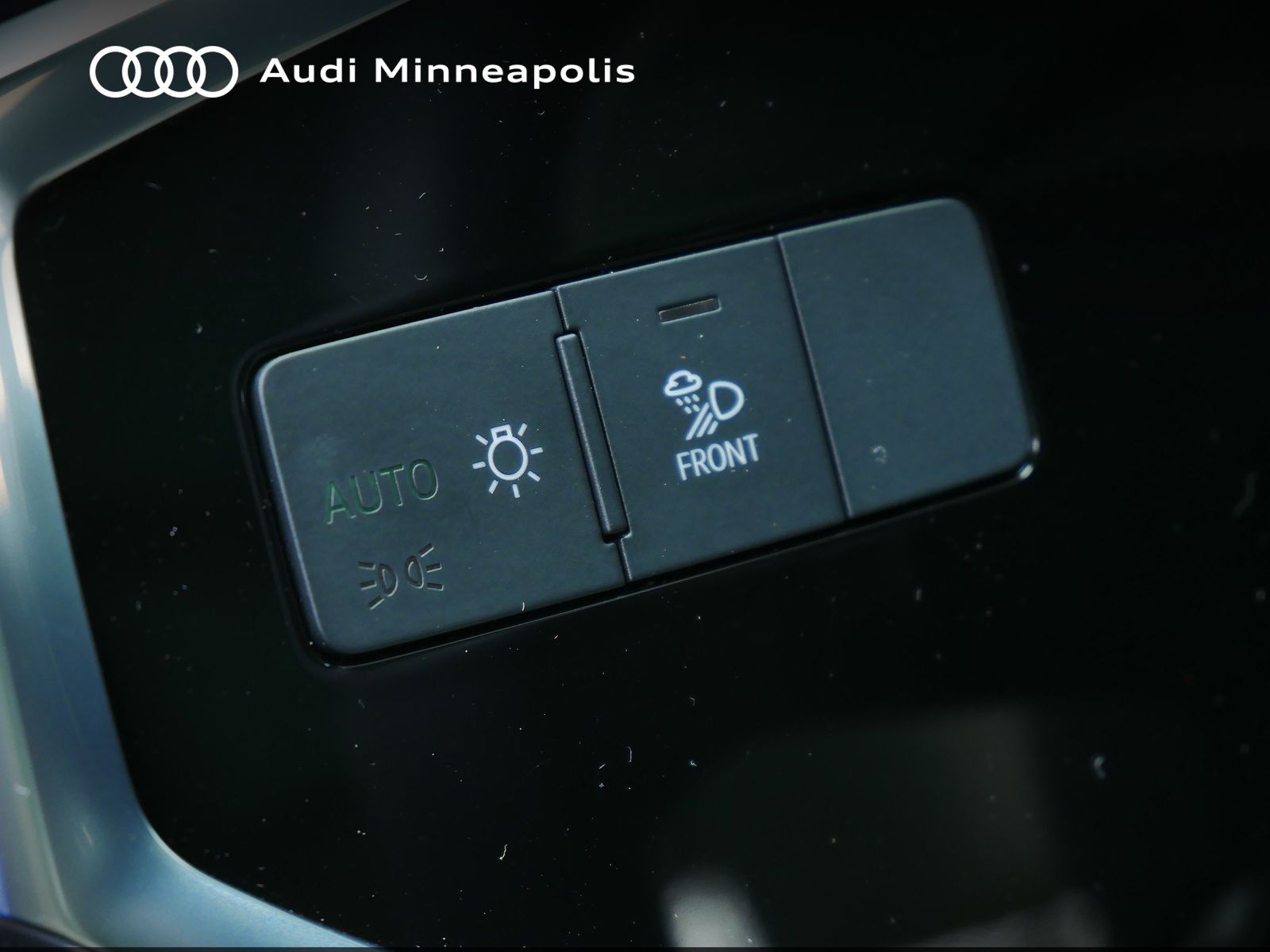 Thumbnail: 2025 Audi Q3 - 19