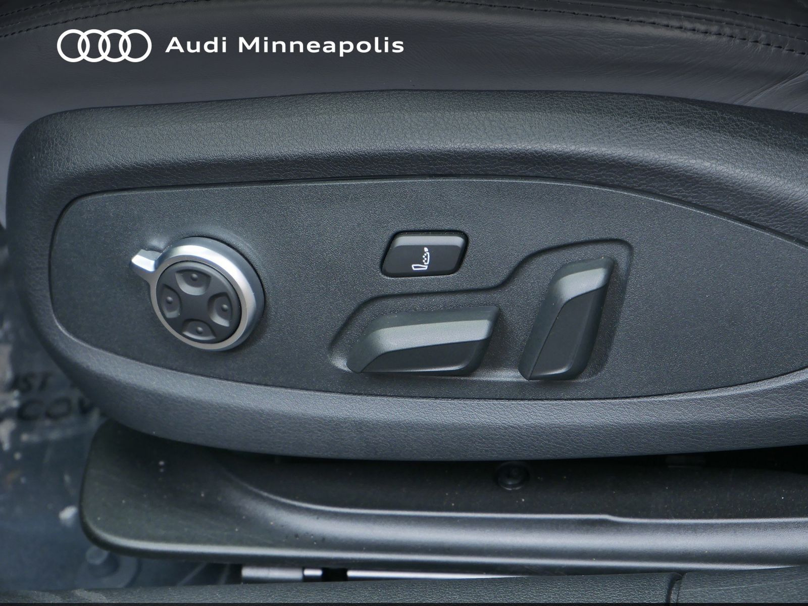 Thumbnail: 2022 Audi S4 - 14