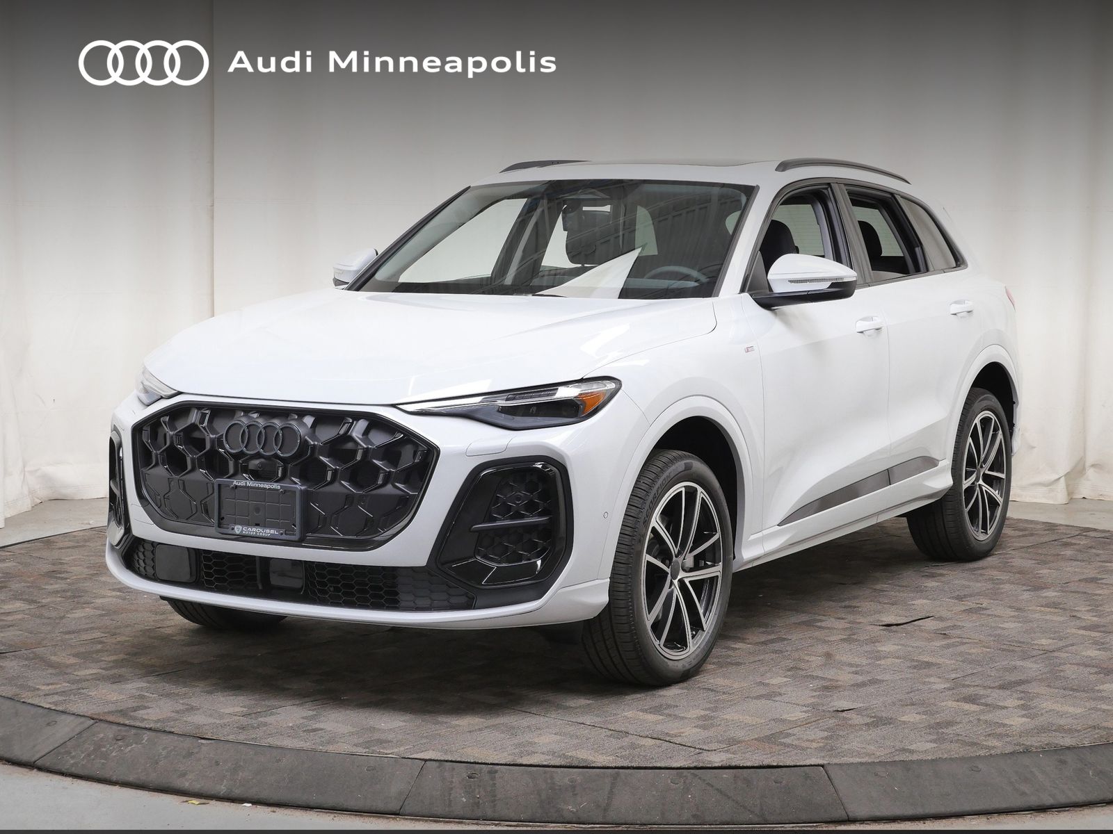 Thumbnail: 2026 Audi Q5 - 1