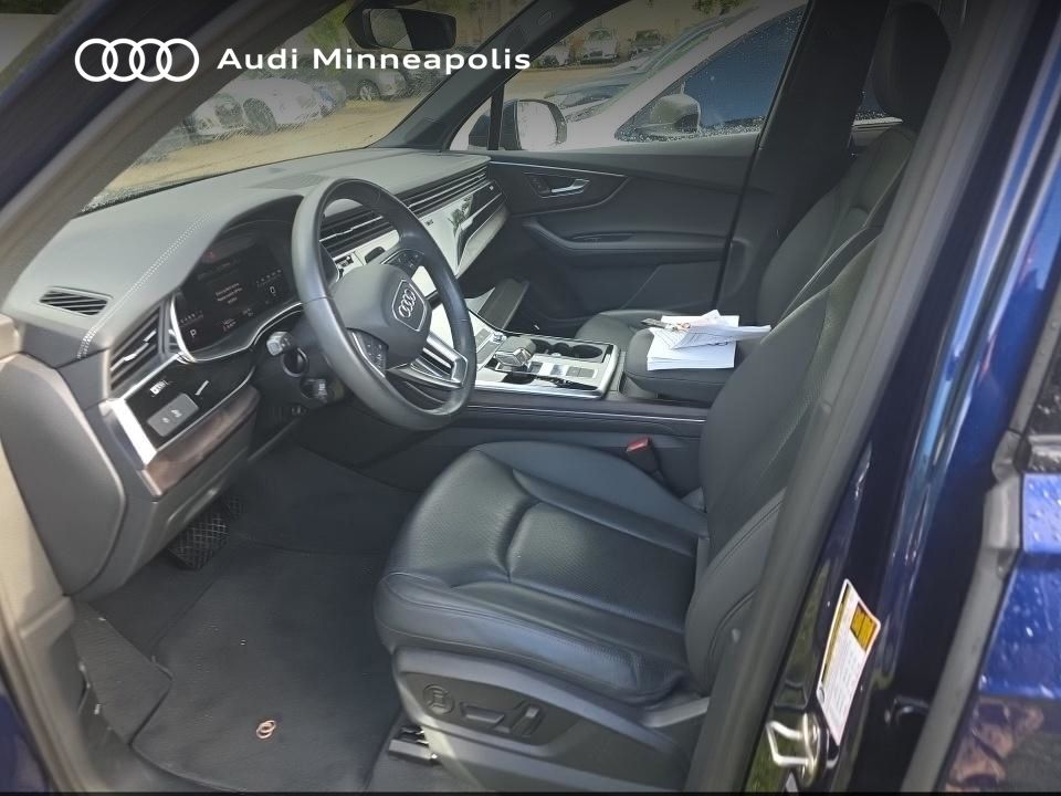 Thumbnail: 2023 Audi Q7 - 10