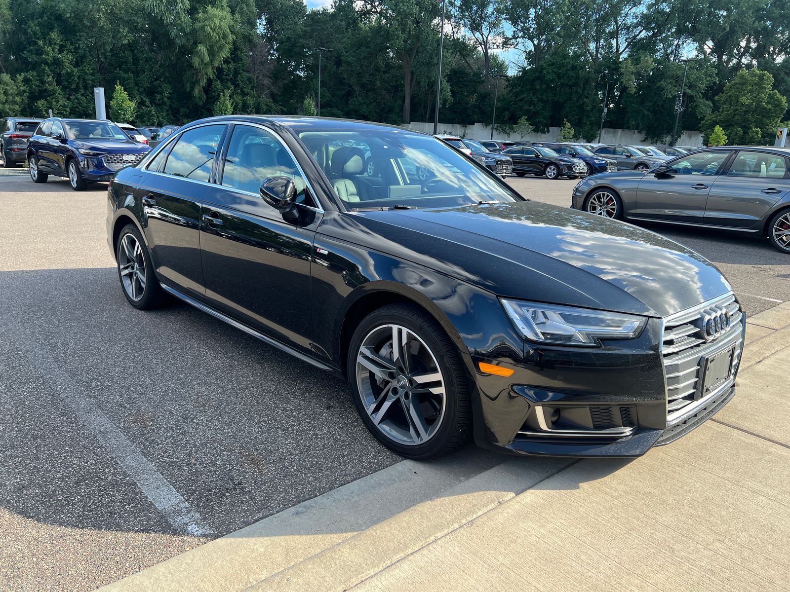 Thumbnail: 2017 Audi A4 - 3