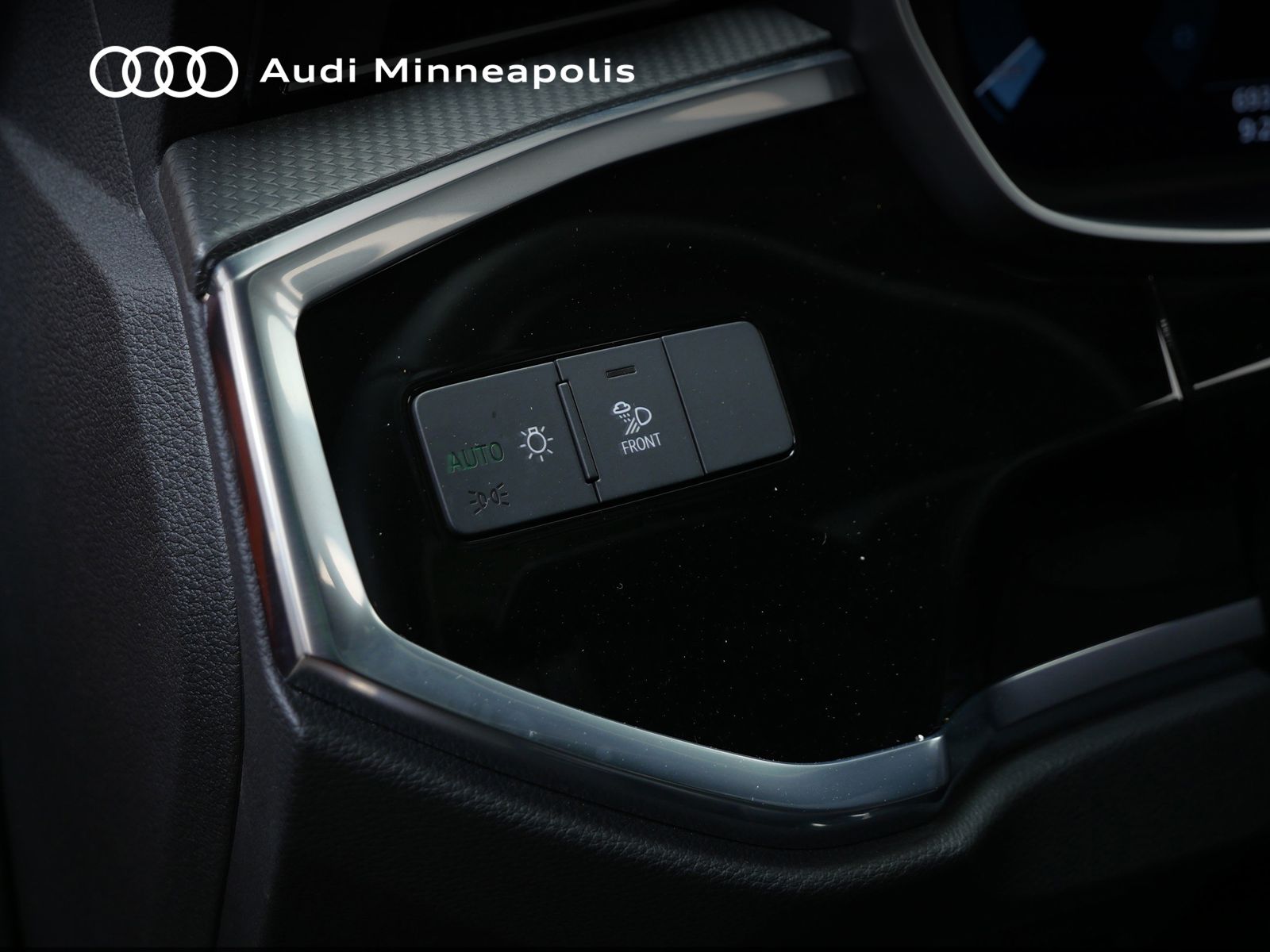 Thumbnail: 2025 Audi Q3 - 20