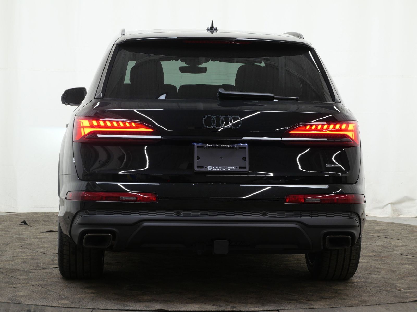 Thumbnail: 2026 Audi Q7 - 5