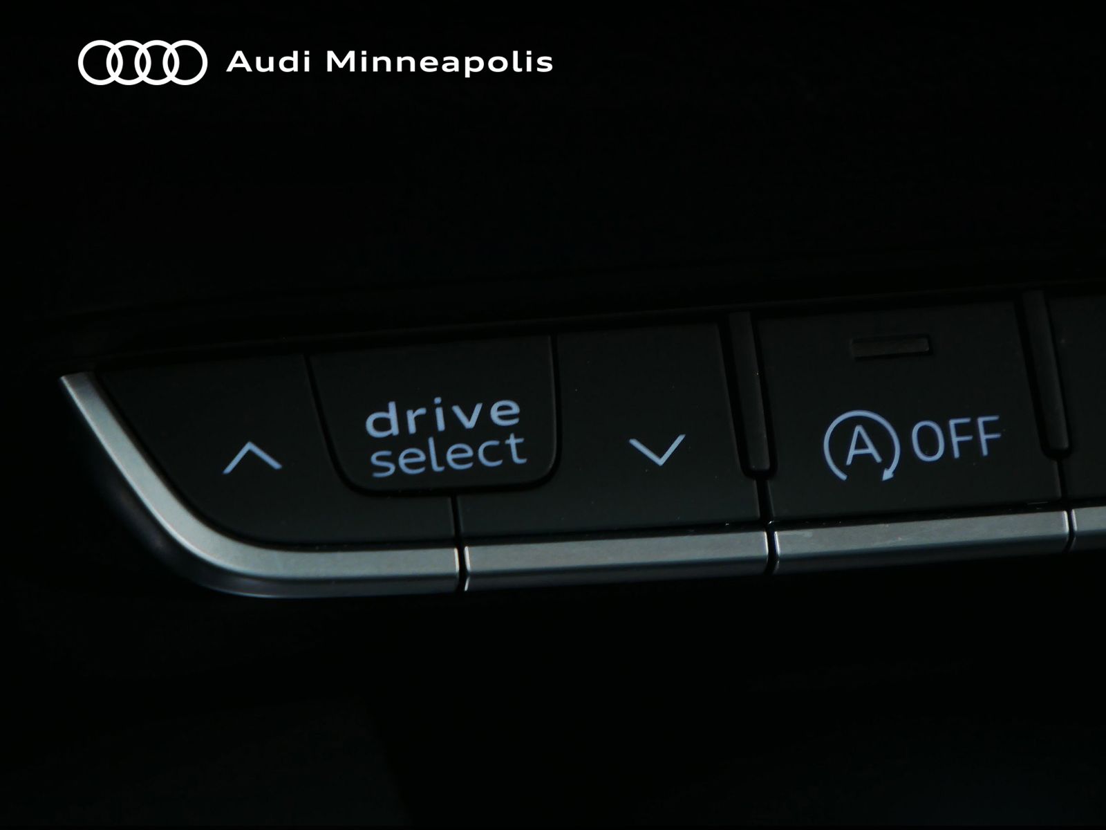 Thumbnail: 2023 Audi Q5 - 33