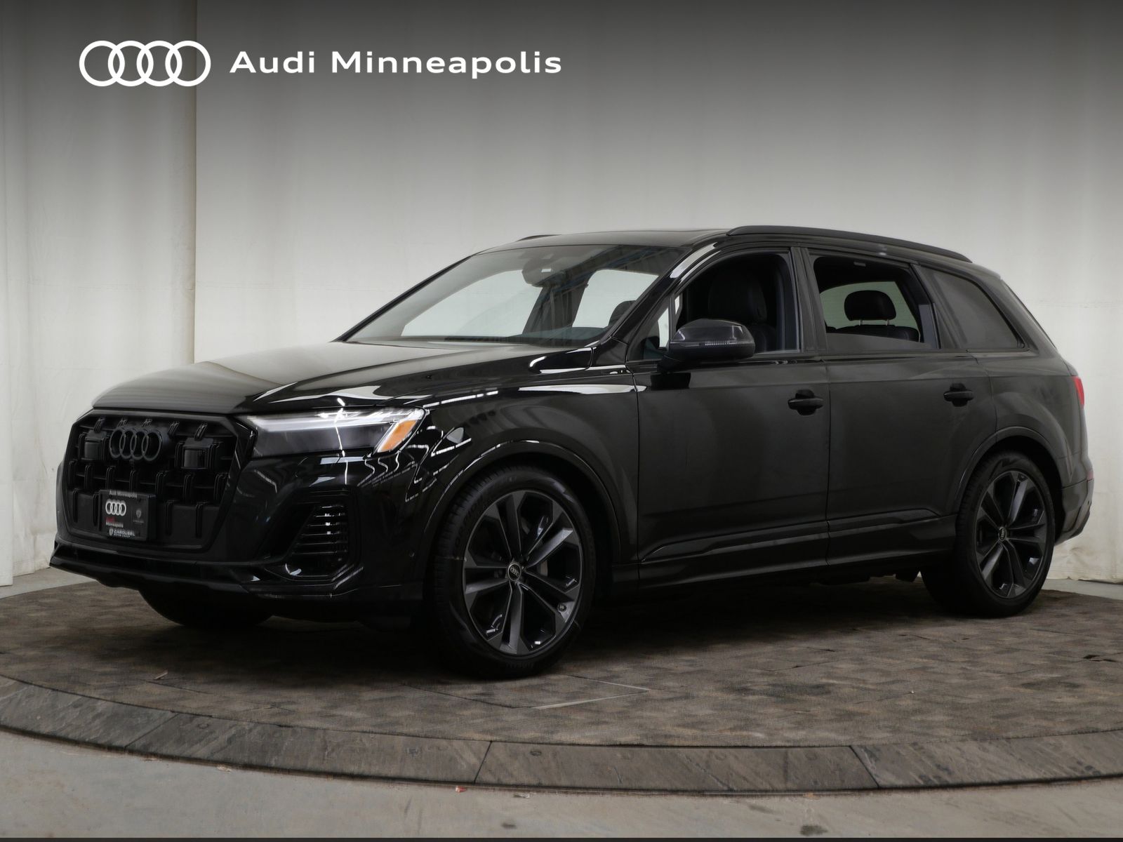 Thumbnail: 2026 Audi Q7 - 1