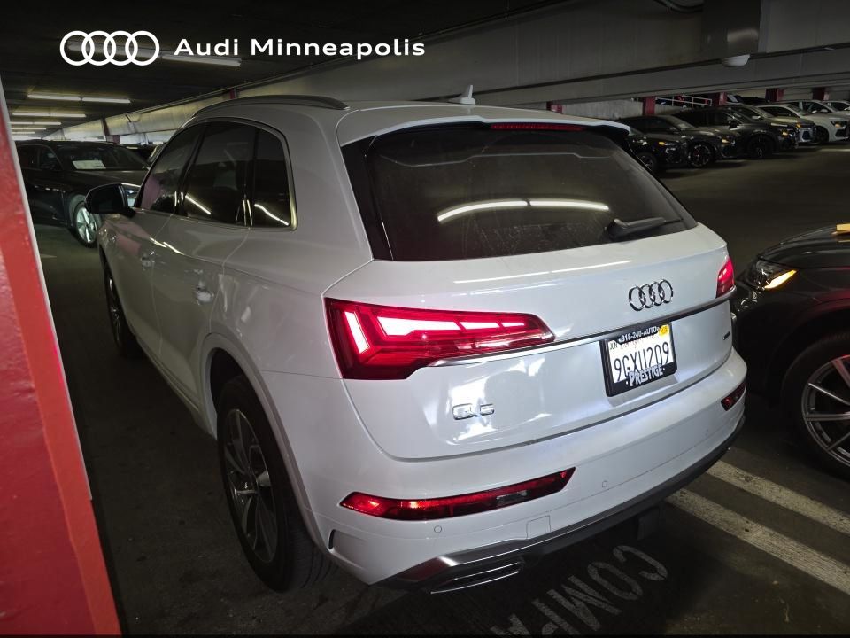 Thumbnail: 2023 Audi Q5 - 4