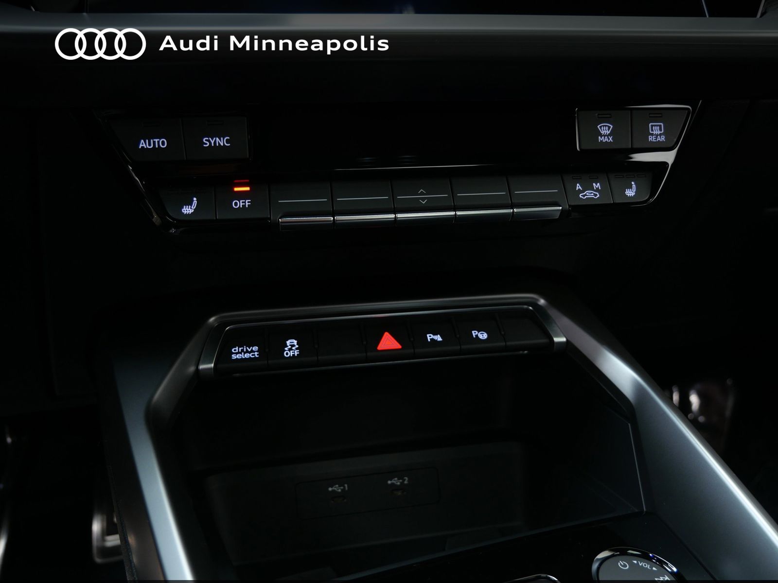 Thumbnail: 2023 Audi RS 3 - 24