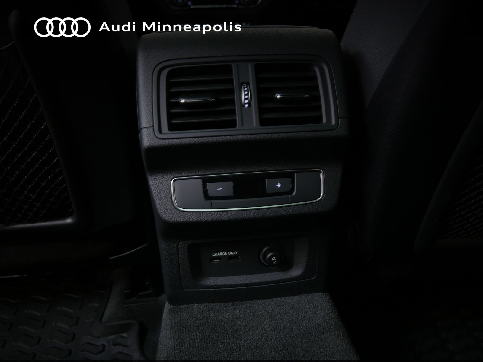 Thumbnail: 2023 Audi Q5 - 17