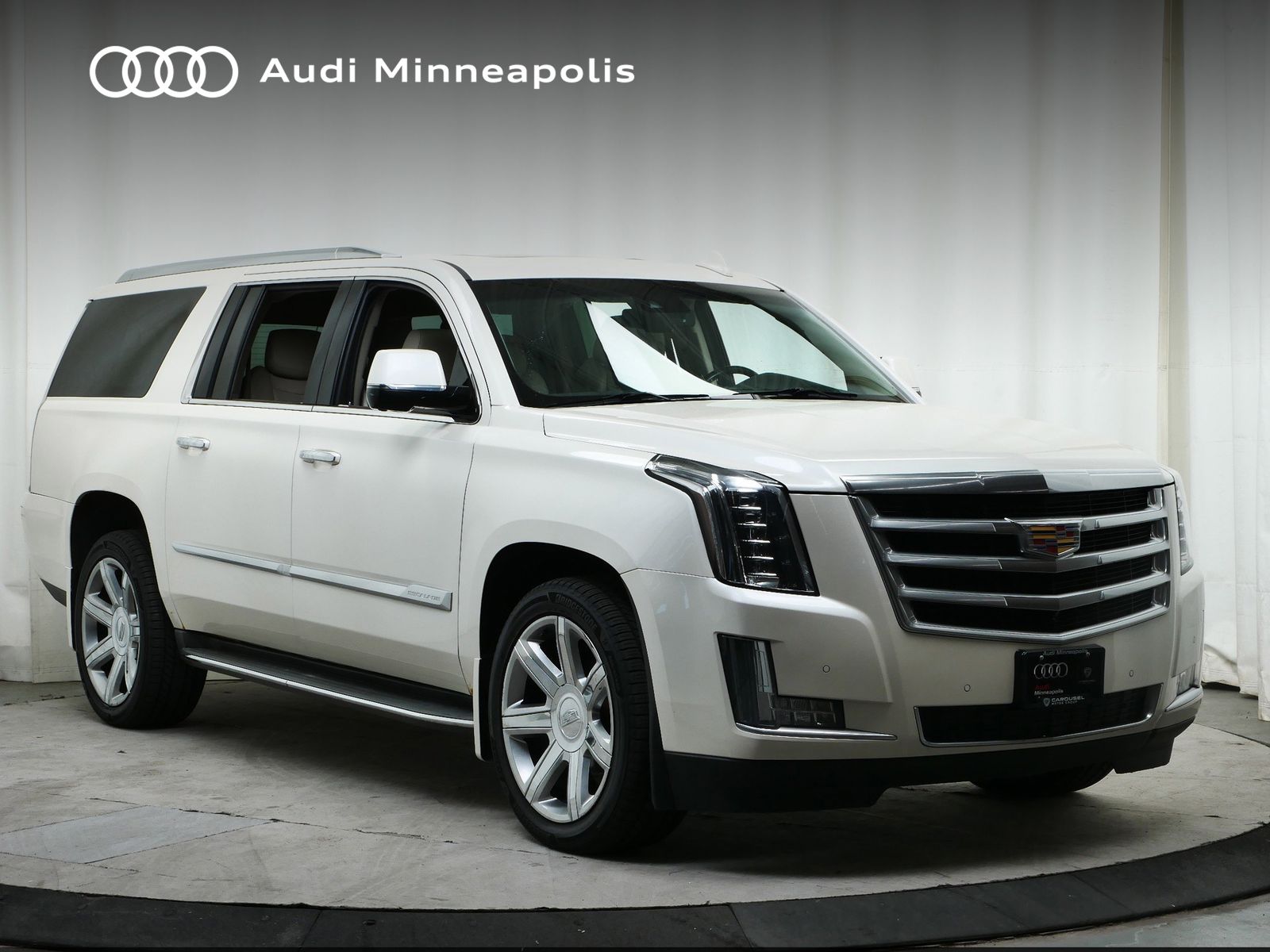 2015 Cadillac Escalade ESV Luxury 10