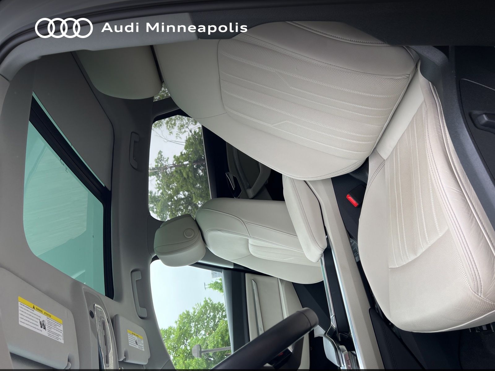 Thumbnail: 2024 Audi Q8 e-tron - 17