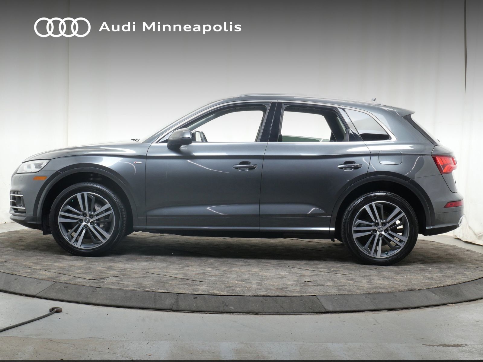 Thumbnail: 2020 Audi Q5 - 3