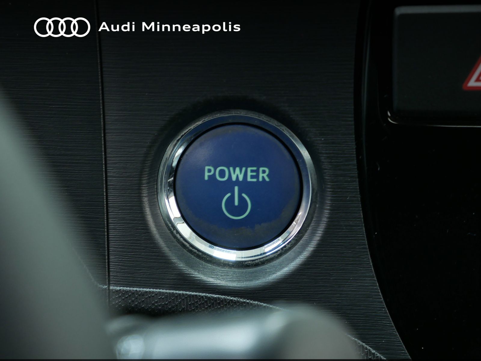 Thumbnail: 2015 Toyota Prius c - 21