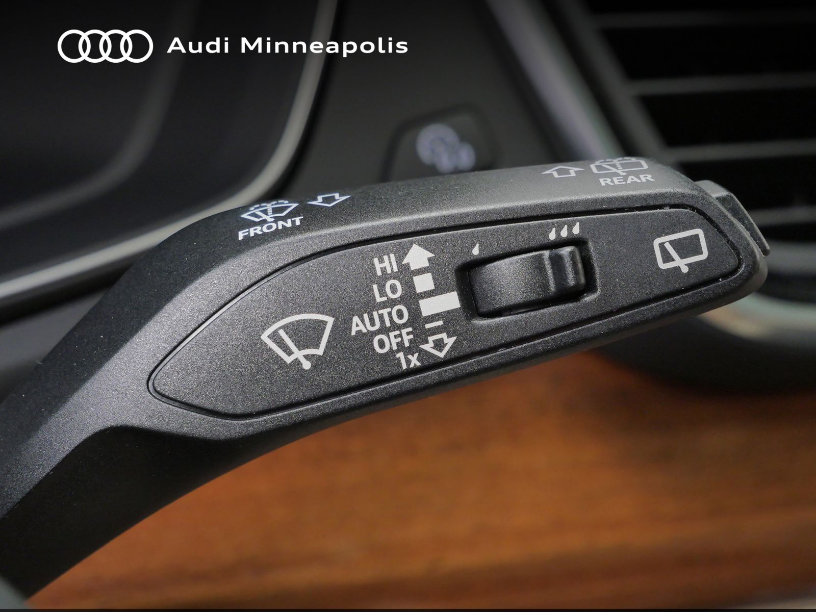 Thumbnail: 2023 Audi Q5 - 32
