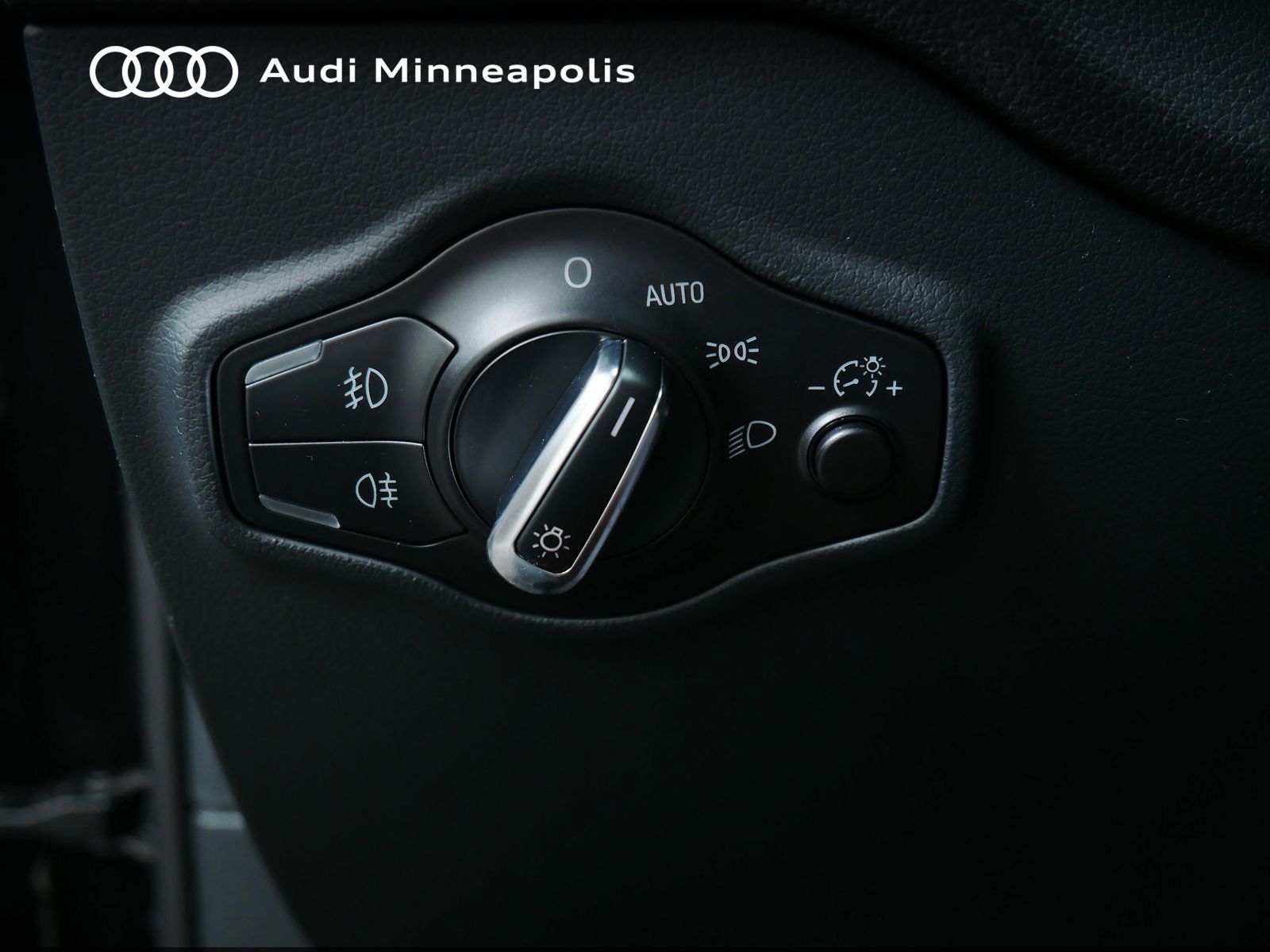 Thumbnail: 2014 Audi Q5 - 17