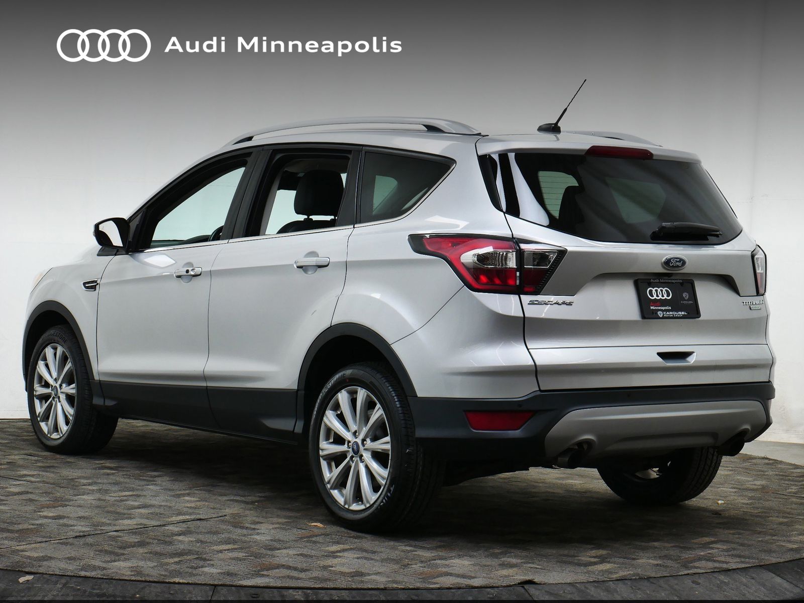 Thumbnail: 2017 Ford Escape - 4
