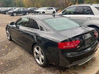 Thumbnail: 2011 Audi S5 - 4