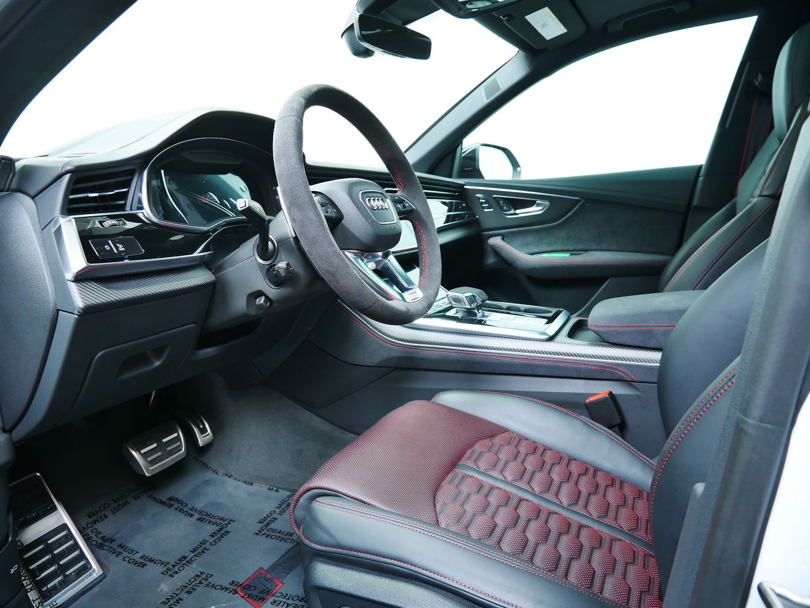 Thumbnail: 2025 Audi RS Q8 - 2