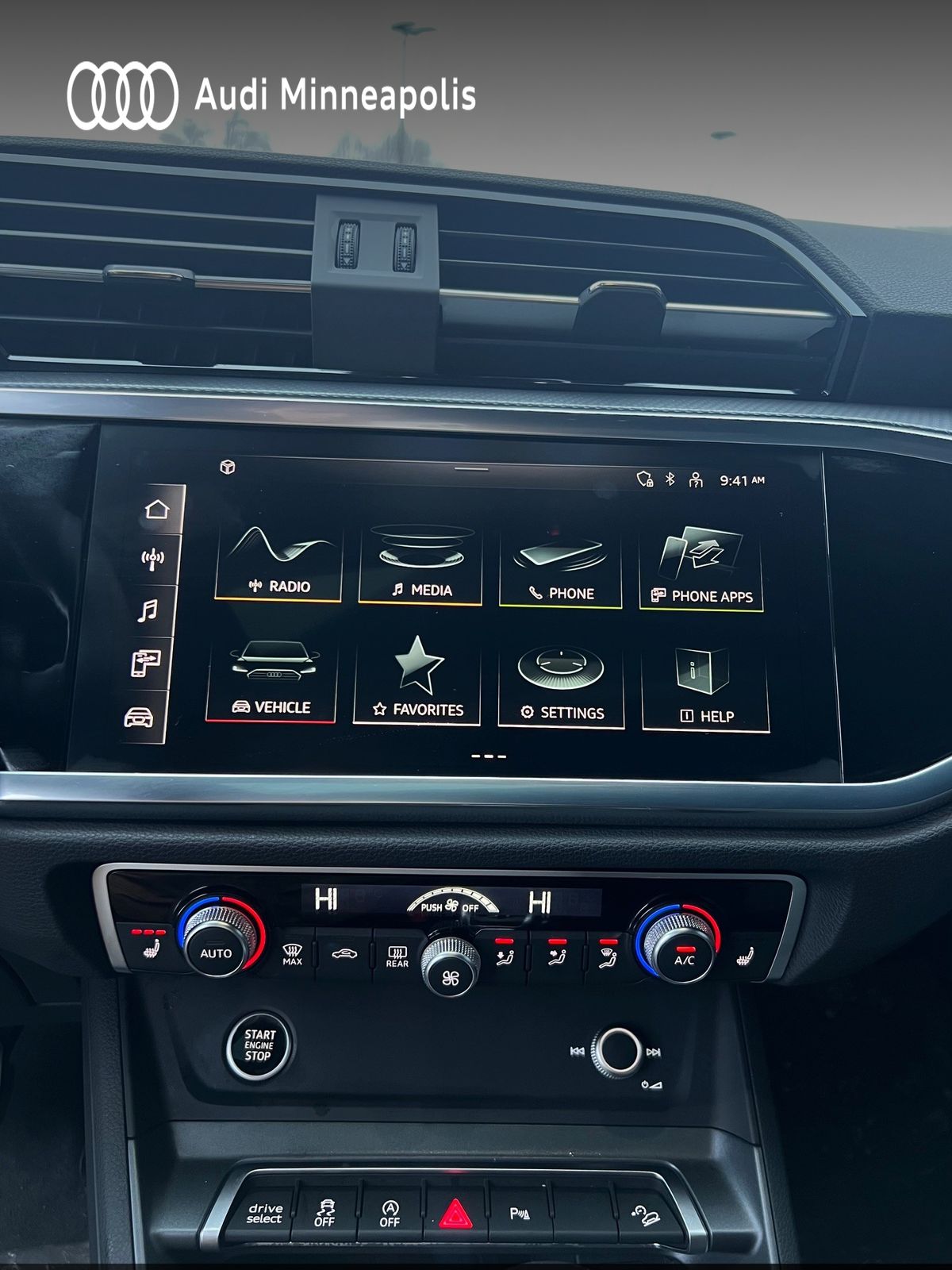 Thumbnail: 2025 Audi Q3 - 16