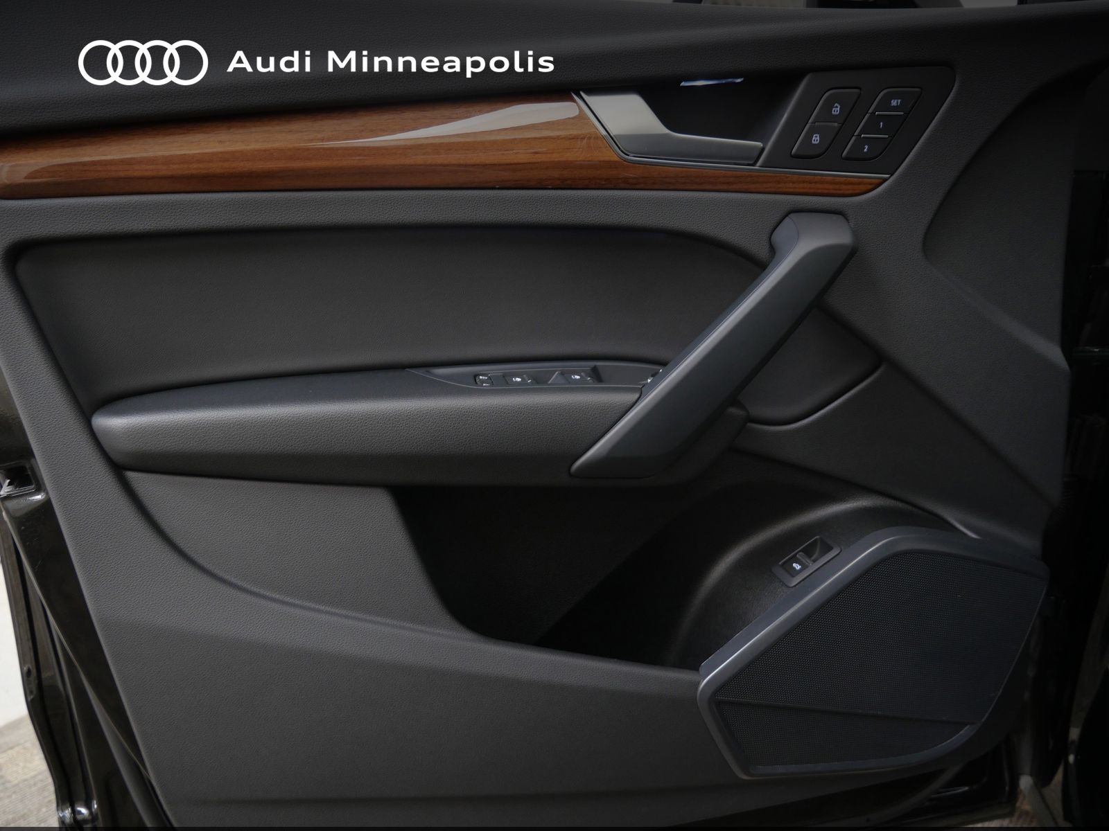 Thumbnail: 2023 Audi Q5 - 13