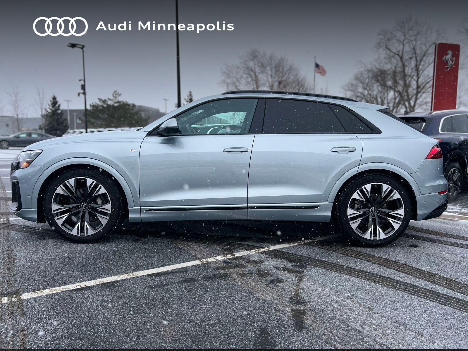 Thumbnail: 2025 Audi Q8 - 3