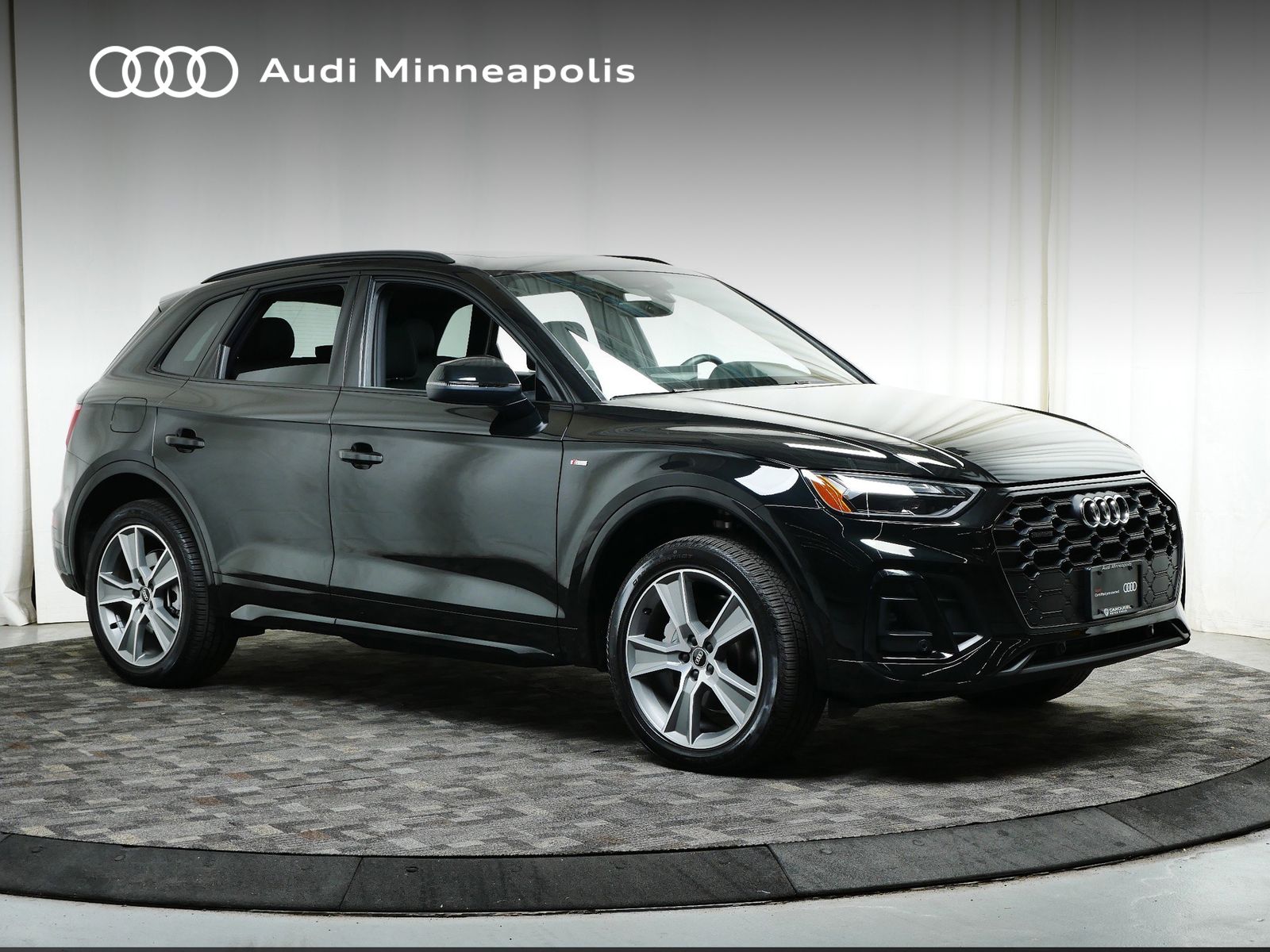 Thumbnail: 2025 Audi Q5 - 10