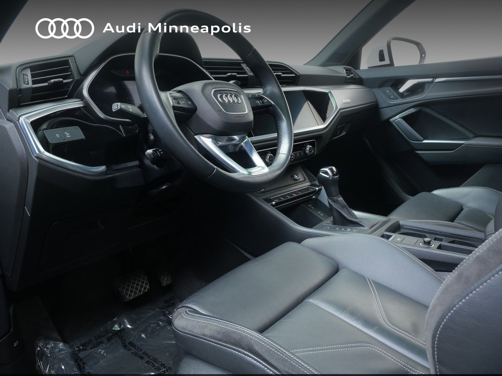 Thumbnail: 2022 Audi Q3 - 2